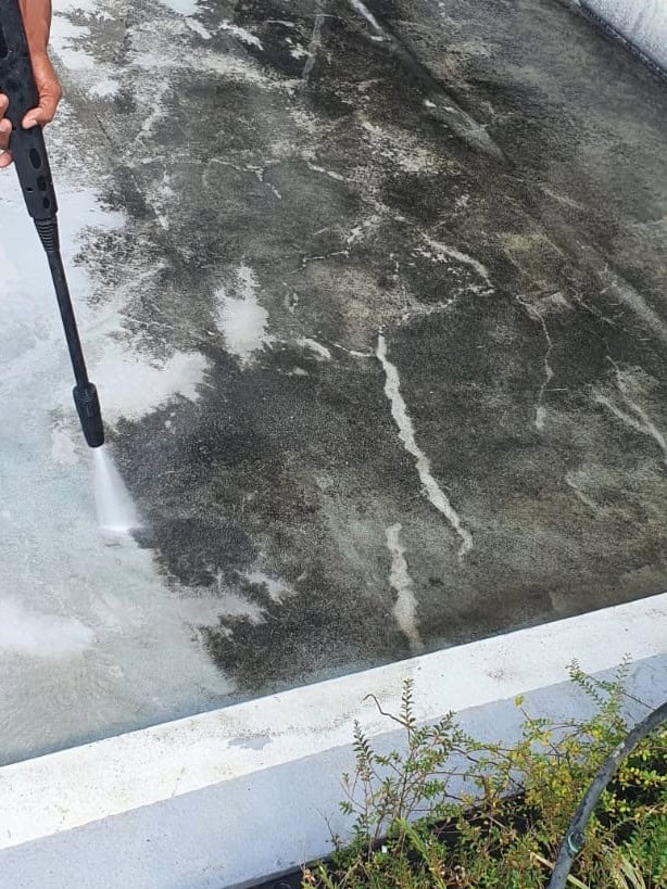 Worker High-Pressure Washing Level 1